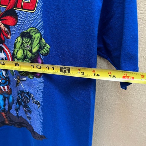 The Avengers Marvel “Earth’s Mightiest Heroes” Men’s Small Blue T-Shirt - Picture 5 of 7